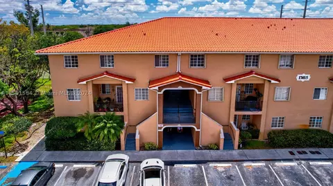 17415 NW 75th Pl #108, Hialeah, FL 33015