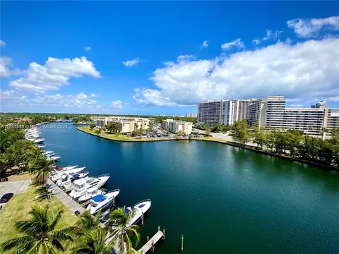 400 Diplomat Pkwy #708, Hallandale Beach, FL 33009
