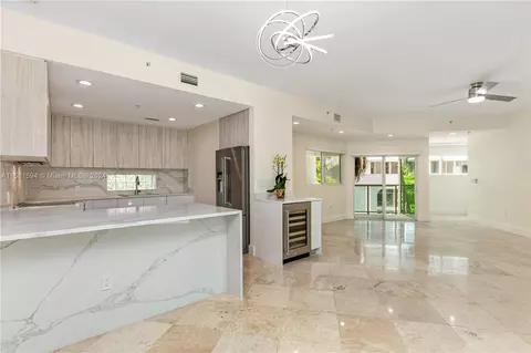 2699 Tigertail Ave #32, Miami, FL 33133