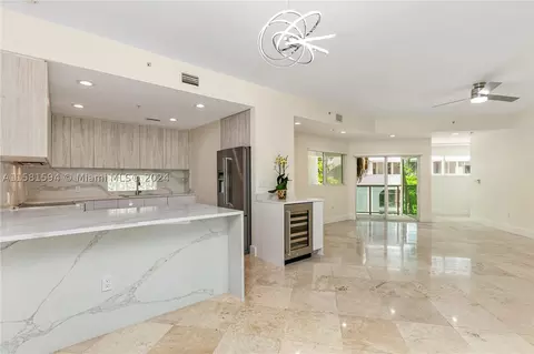 2699 Tigertail Ave #32, Miami, FL 33133