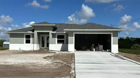 8005 Olive, Labelle, FL 33935
