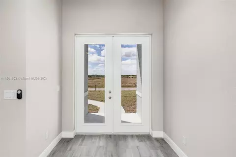 Entry Way - 8005 Olive, Labelle, FL 33935 photo 1 of 1