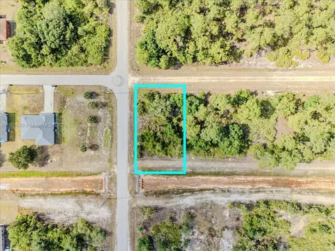 3113 39 St W, Lehigh Acres, FL 33971