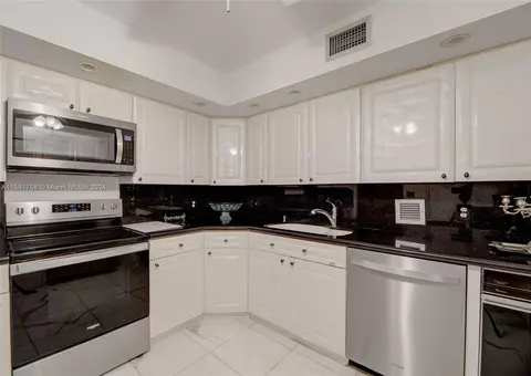 2808 N 46th Ave #E447, Hollywood, FL 33021 photo 12