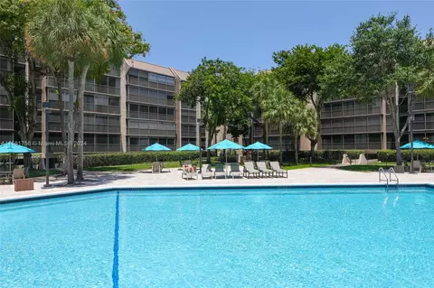 2808 N 46th Ave #E447, Hollywood, FL 33021 photo 38