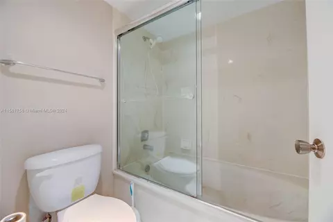 2808 N 46th Ave #E447, Hollywood, FL 33021 photo 19