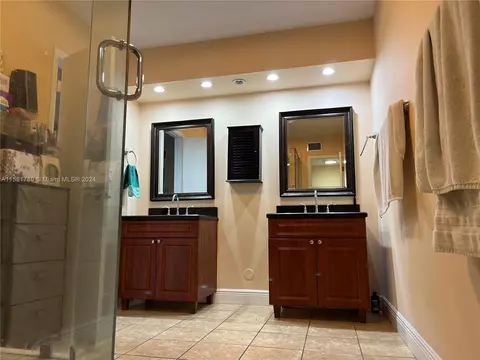 Bath - 16500 Bridge End Rd, Miami Lakes, FL 33014 photo 1 of 3