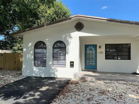 1075 NE 12th Ave, Homestead, FL 33030