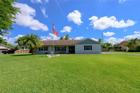 1482 NW 20th St, Homestead, FL 33030
