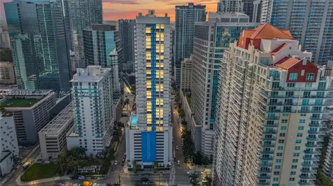 1200 Brickell Bay Dr #3608, Miami, FL 33131