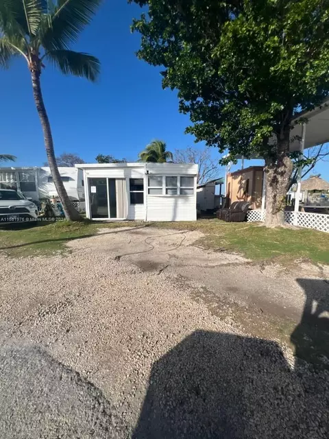 56 Sweeting, Key Largo, FL 33037