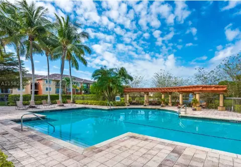 4171 N Haverhill Rd #1009, West Palm Beach, FL 33417