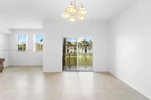 10850 NW 89th Ter #208-5, Doral, FL 33178