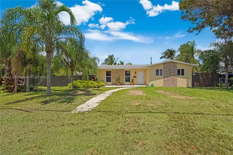 17225 SW 302nd St, Homestead, FL 33030