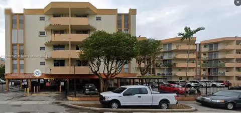 1750 W 46th St #542, Hialeah, FL 33012
