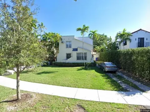 2613 Nocatee Dr, Miami, FL 33133
