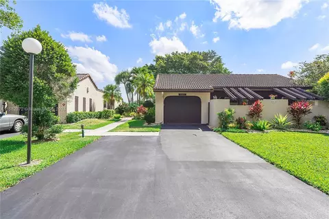 9310 Vista Del Lago #A, Boca Raton, FL 33428