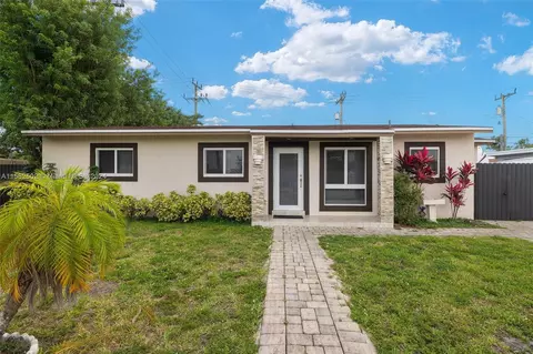 3720 NW 179th St, Miami Gardens, FL 33055