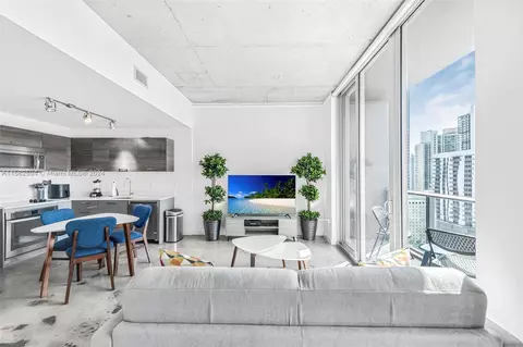 151 SE 1st St #2409, Miami, FL 33131