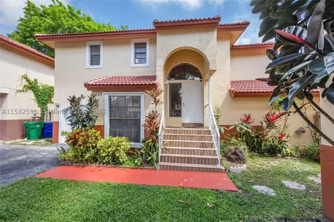3437 Foxcroft Rd, Miramar, FL 33025