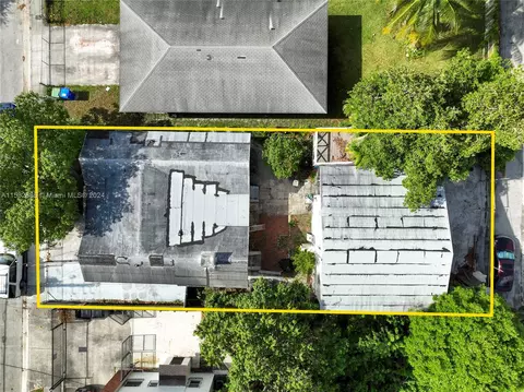 1223 NW 7th Ct, Miami, FL 33136