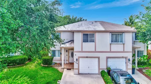 6140 NW 2nd St, Margate, FL 33063