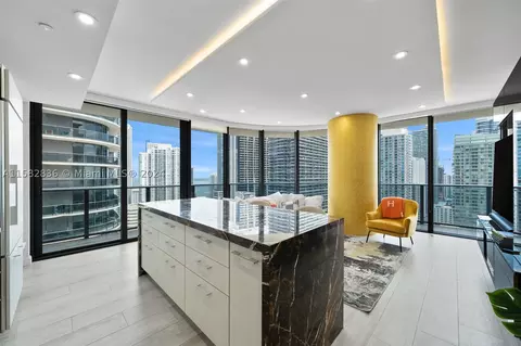55 SW 9th St #2703, Miami, FL 33130