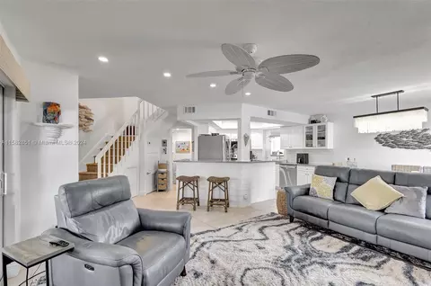237 Seabreeze Cir, Jupiter, FL 33477 photo 11