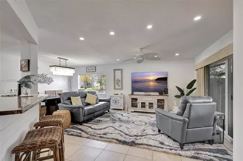 237 Seabreeze Cir, Jupiter, FL 33477 photo 8