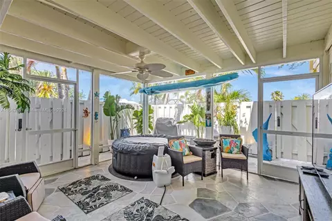 237 Seabreeze Cir, Jupiter, FL 33477 photo 4