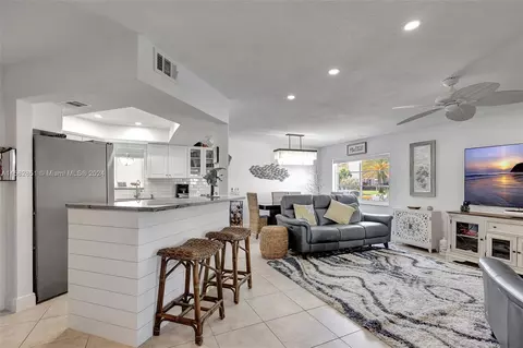 237 Seabreeze Cir, Jupiter, FL 33477 photo 7