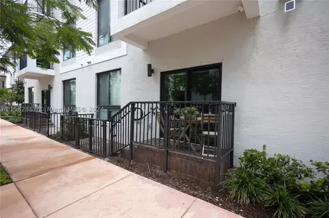 8363 NW 41st St #A-102, Doral, FL 33166