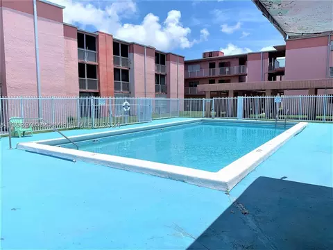 19751 SW 114th Ave #249, Miami, FL 33157