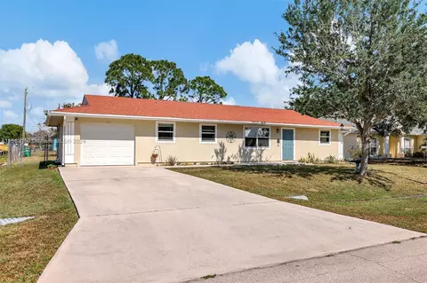 431 SW Peach St, Port Saint Lucie, FL 34983