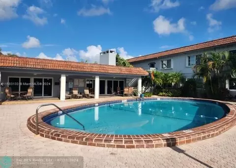 649 W Oakland Park Blvd #119A, Wilton Manors, FL 33311