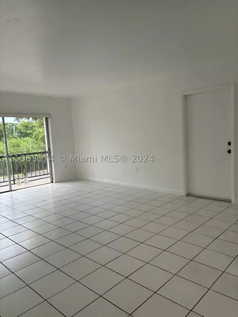 7849 Miller Dr #A210, Miami, FL 33155