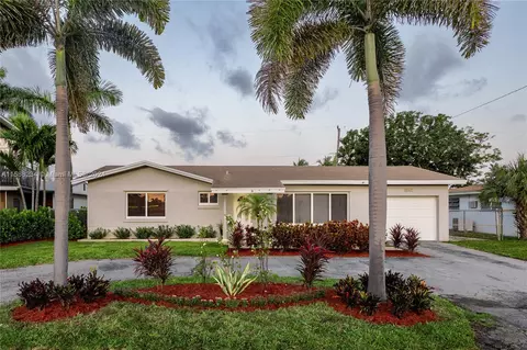 3397 NE 20th Ave, Oakland Park, FL 33306