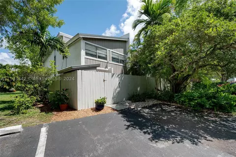 7143 SW 53rd Ln #7143, Miami, FL 33155