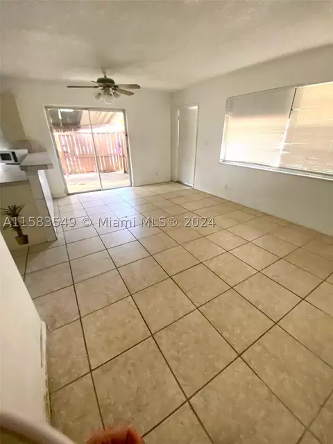 3109 NW 4th Ave, Pompano Beach, FL 33064