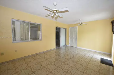 4140 W 19th Ave, Hialeah, FL 33012 photo 40
