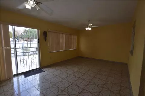 4140 W 19th Ave, Hialeah, FL 33012 photo 23