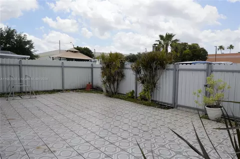 4140 W 19th Ave, Hialeah, FL 33012 photo 24