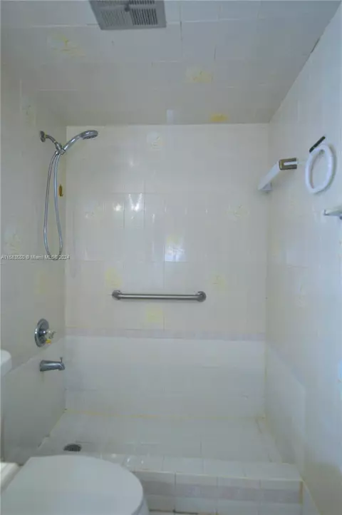 4140 W 19th Ave, Hialeah, FL 33012 photo 29
