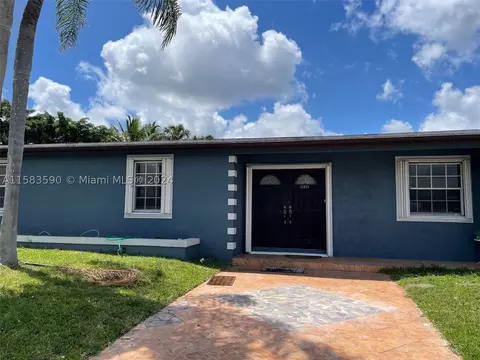 10820 SW 42nd St, Miami, FL 33165