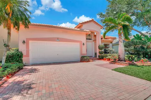 1226 NW 167th Ave, Pembroke Pines, FL 33028
