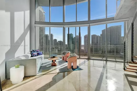 690 SW 1st Ct #2702, Miami, FL 33130