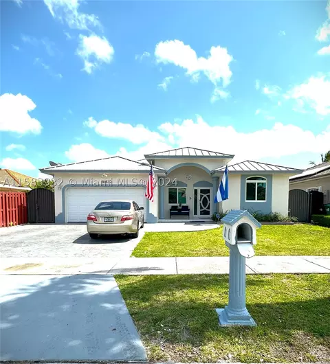 14532 SW 180th Ter, Miami, FL 33177