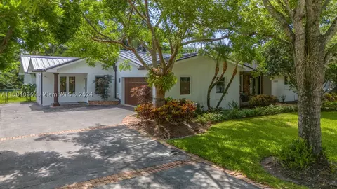 11905 SW 73rd Ave, Pinecrest, FL 33156