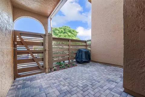 8103 NW 71st Ct, Tamarac, FL 33321