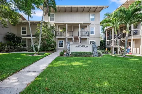 18380 SE Wood Haven Ln #E, Jupiter, FL 33469